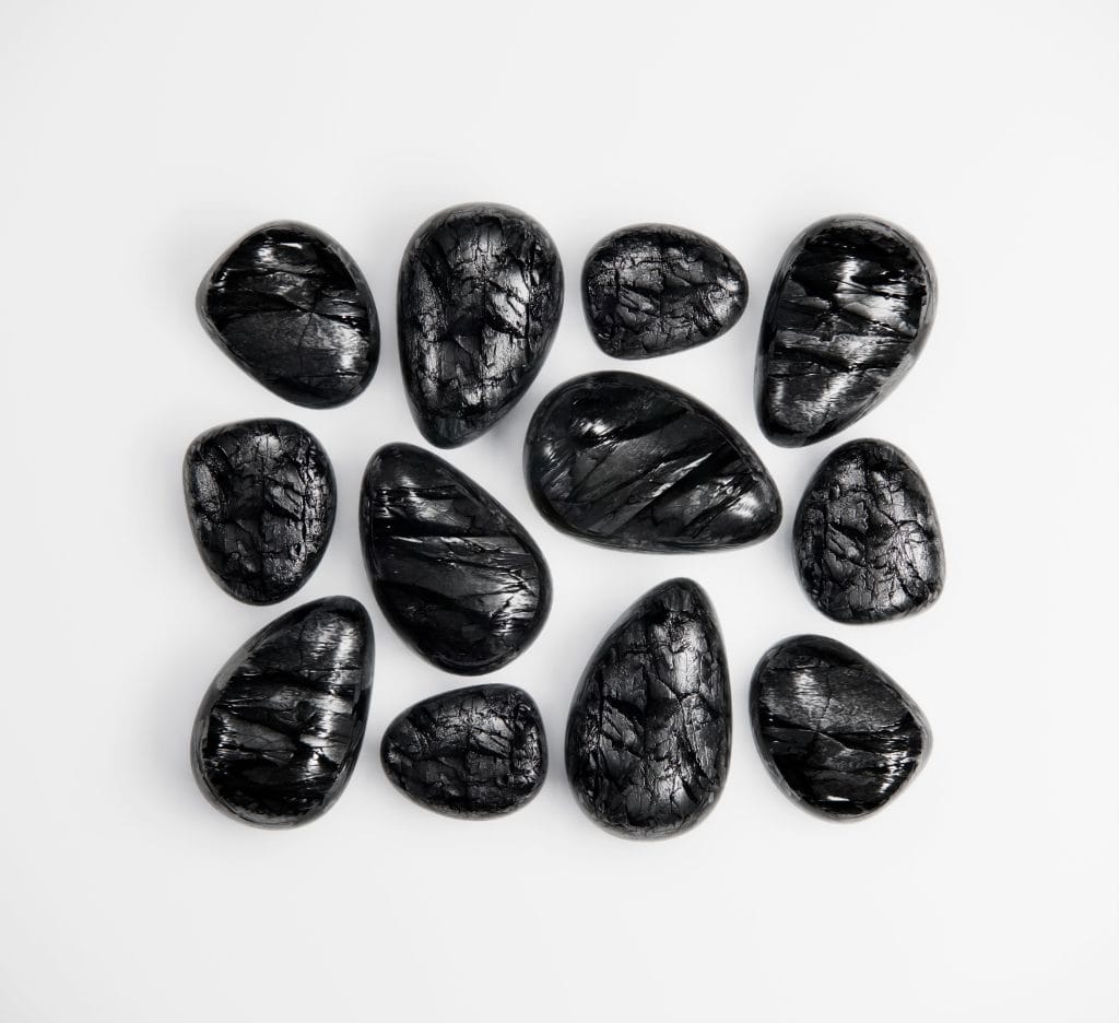 plusieurs obsidiennes