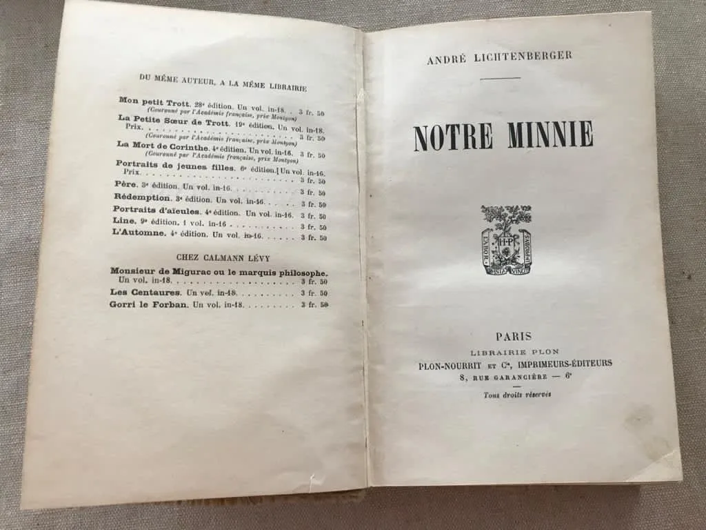 Livre ouvert - Notre Minnie