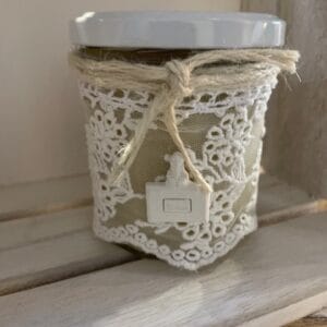 Bougie naturelle en pot de 245gr dentelle faite main