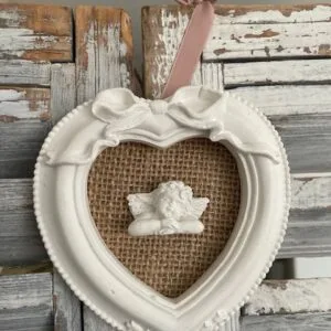 Cadre à suspendre coeur petit ange