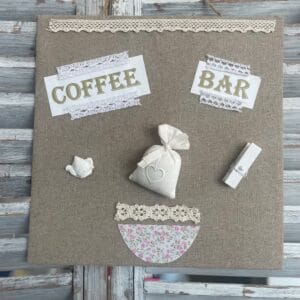 Apportez du charme à votre Coffee Bar avec ce cadre unique