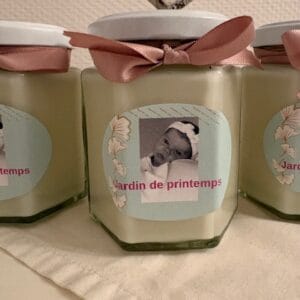 Bougie d'avril, senteur douce et détente assurée