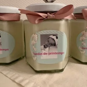 Bougie d'avril, senteur douce et détente assurée